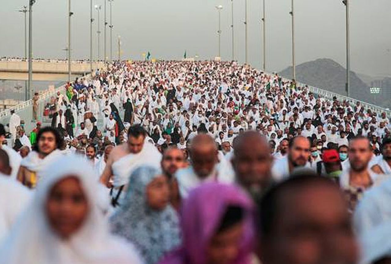 Mekka: Broj mrtvih narastao na 717; Ne zna se ima li žrtava iz BiH