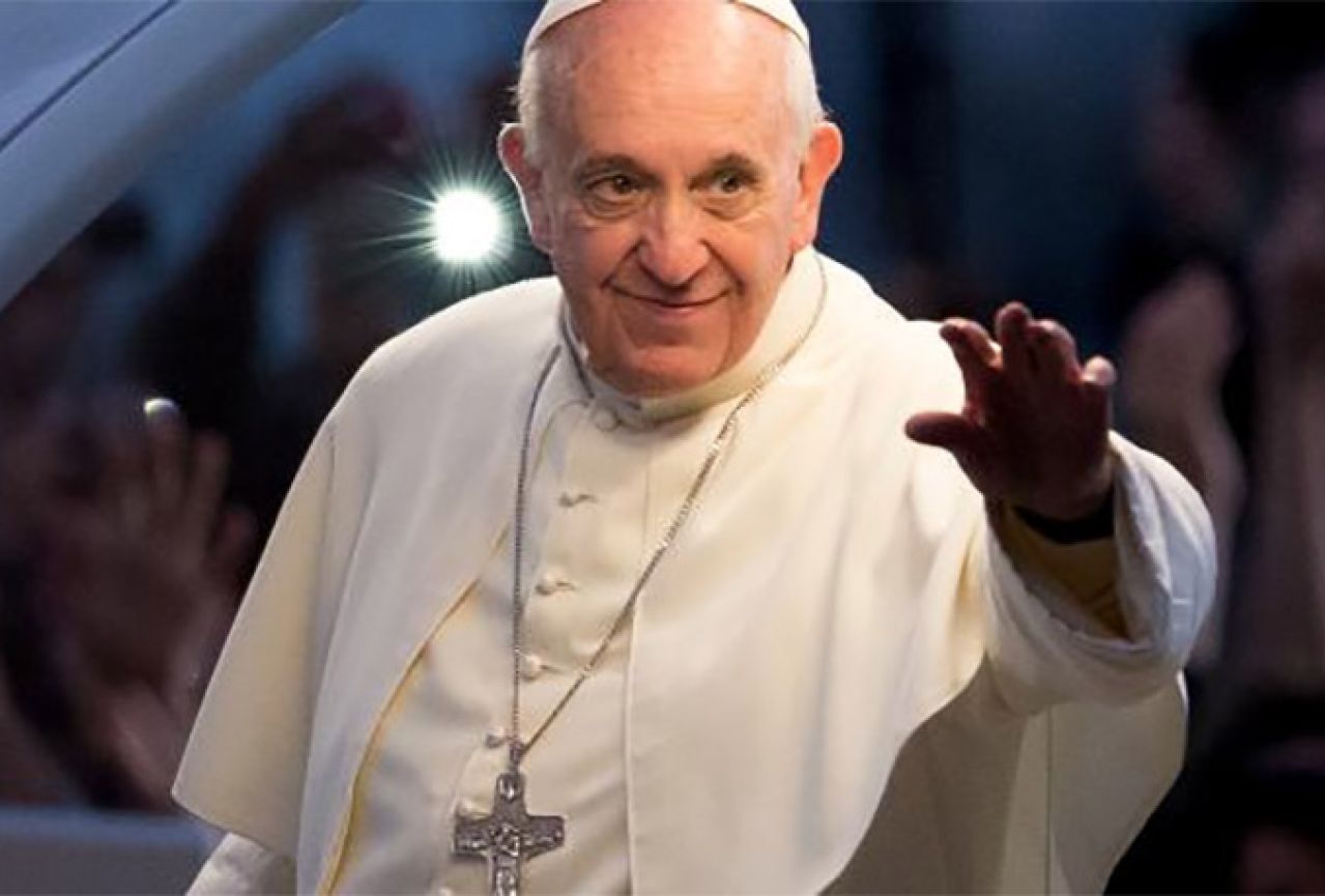  Umjesto ručka s političarima, papa Franjo otišao na obrok s beskućnicima