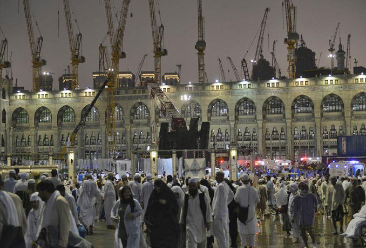 Ajatolah: Saudijska Arabija se treba ispričati zbog tragedije