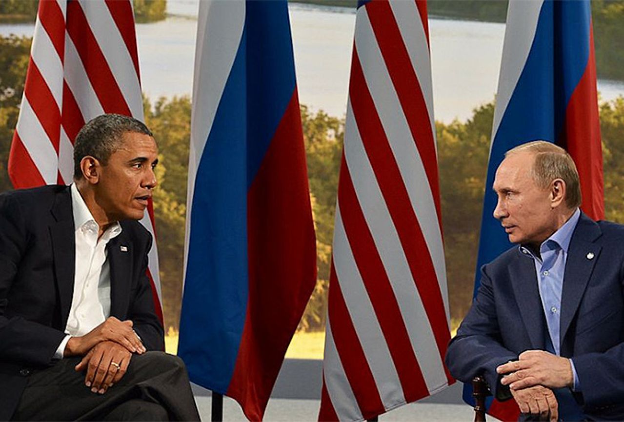 Obama: Ruska bombardiranja u Siriji samo jačaju Islamsku državu