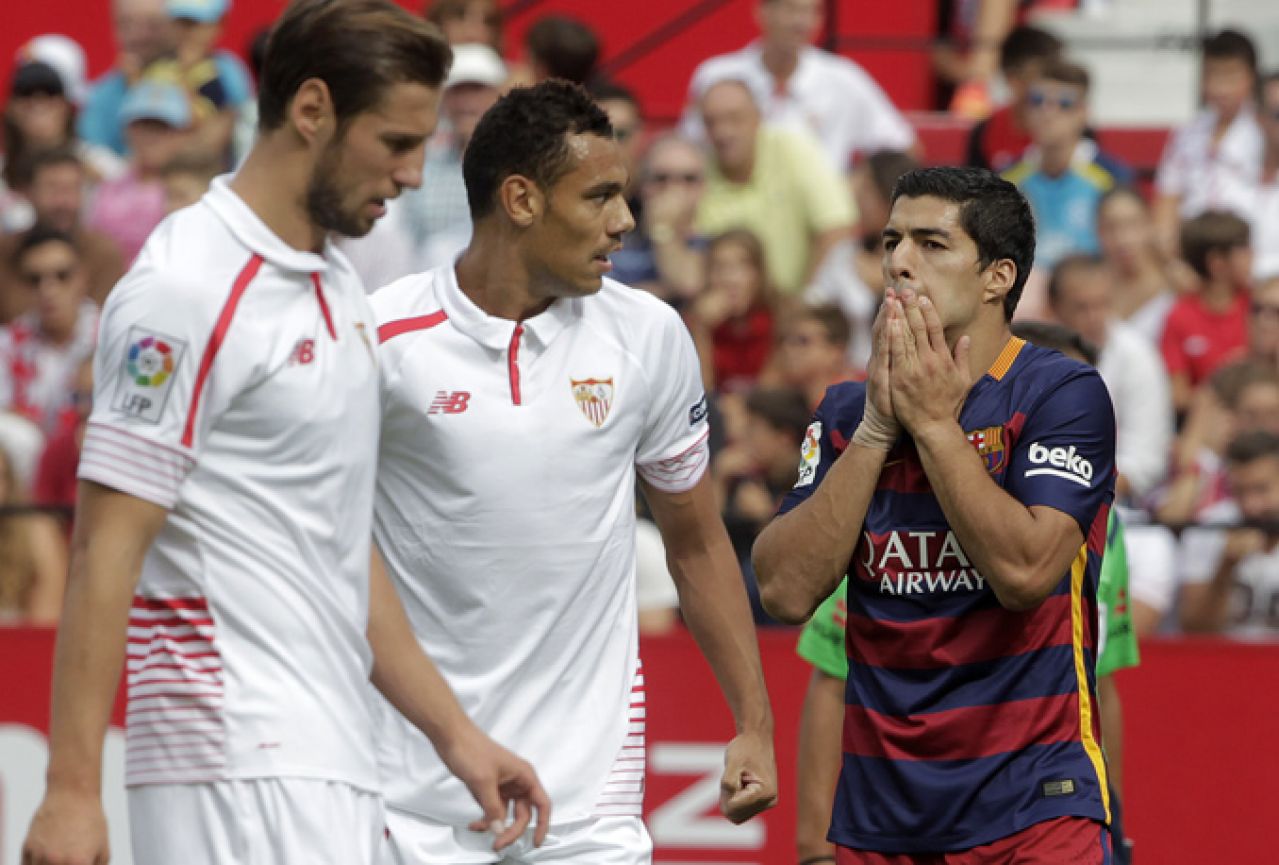 Barca opet posrnula: Sevilla srušila Katalonce