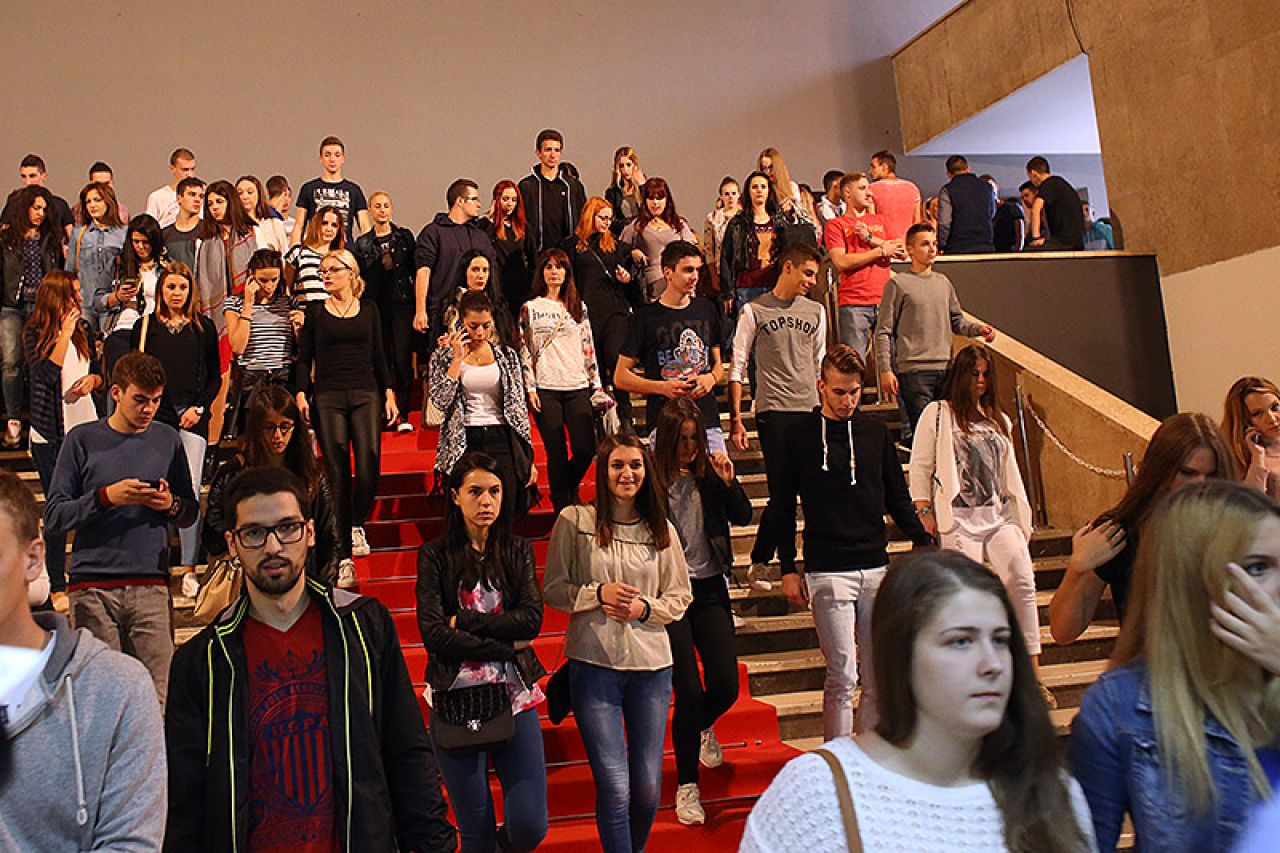 Stigli brucoši: Novih 5.000 studenata došlo u Mostar