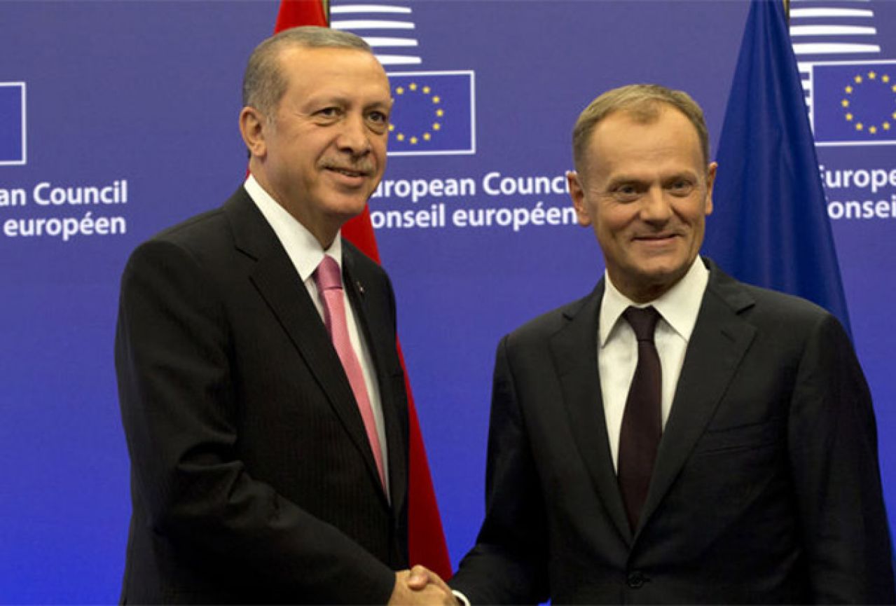 Tusk i Erdogan razgovarali o uspostavi zona sigurnosti na sjeveru Sirije