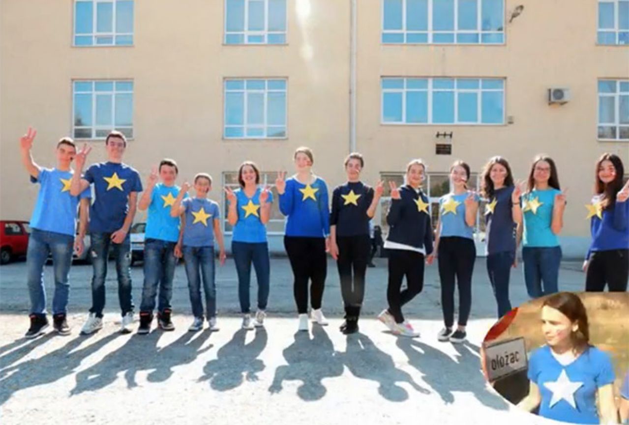 Učenici iz Sovića pobjednici natječaja ''Što ujedinjena Europa znači za tebe?''