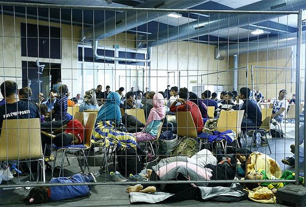 Masovne tučnjave u izbjegličkim centrima, dvoje kritično