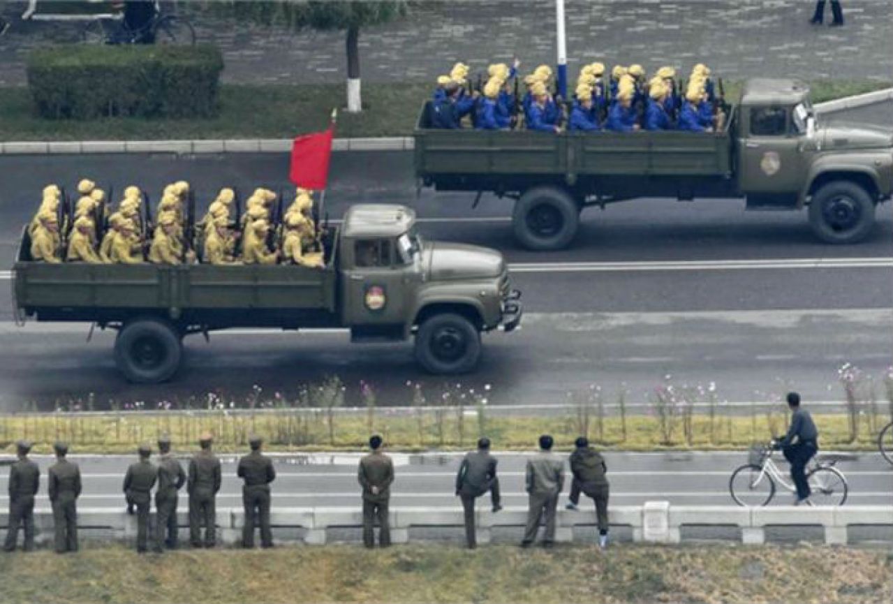 Velikom vojnom paradom obilježili 70. godišnjicu Radničke partije