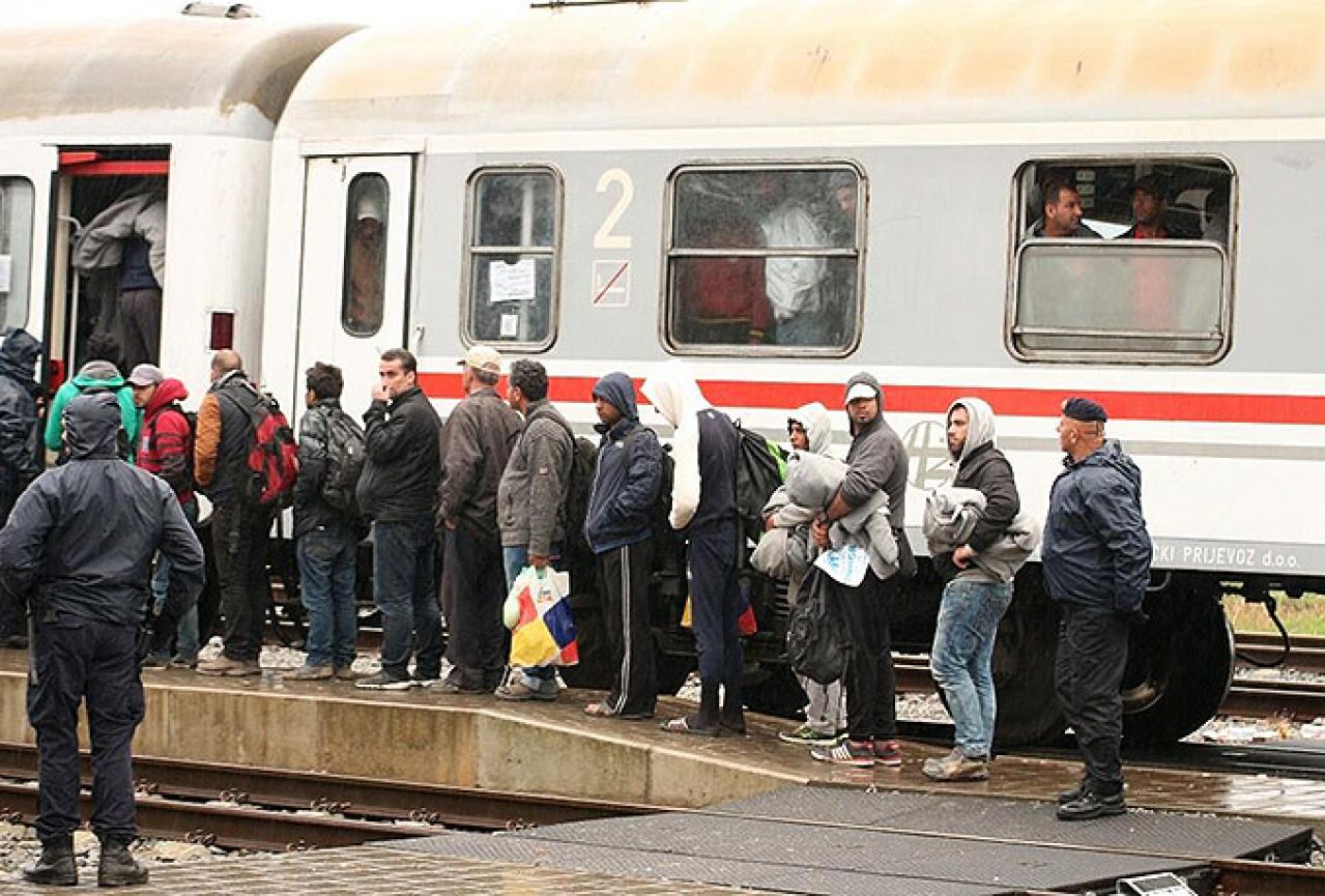 Neperspektivni vojni objekti za smještaj izbjeglica u BiH