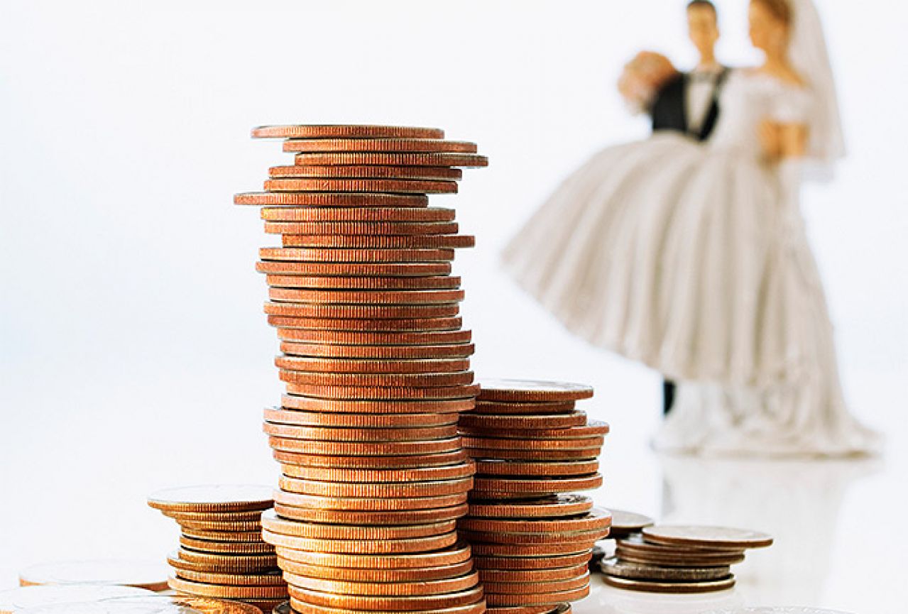 Istraga brakova iz interesa: Mladoženje dobile brak, mlade novac