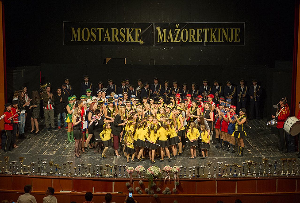 Mostarske mažoretkinje spektakularnim koncertom proslavile svoj 20. rođendan 
