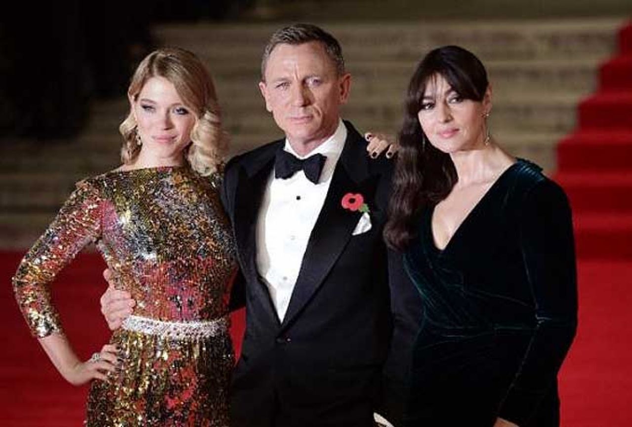 Bond, James Bond na londonskoj pretpremijeri
