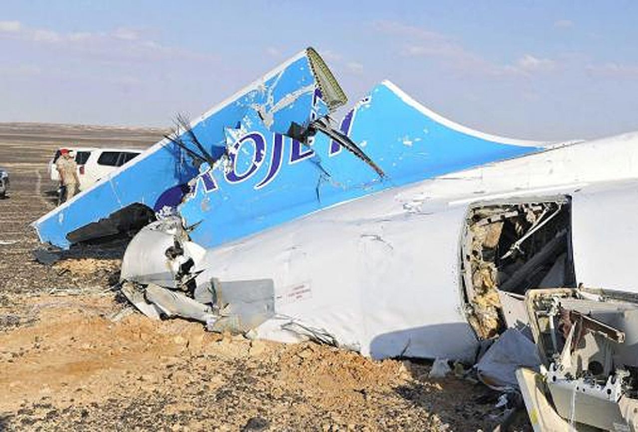 Istražitelji tvrde: Bomba podmetnuta u prtljažnik ruskog aviona