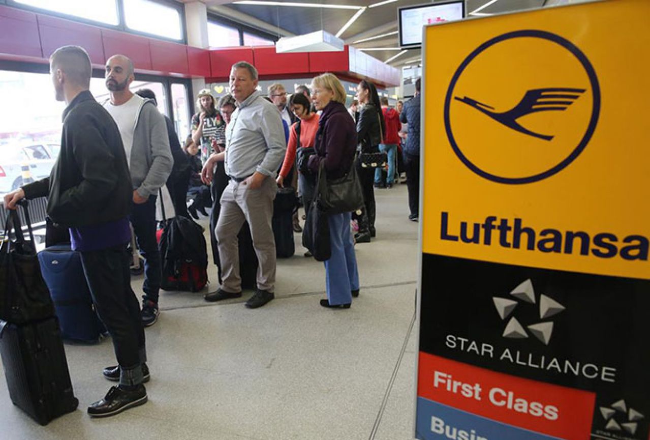Zbog štrajka uslužnog osoblja Lufthansa danas otkazala 929 letova