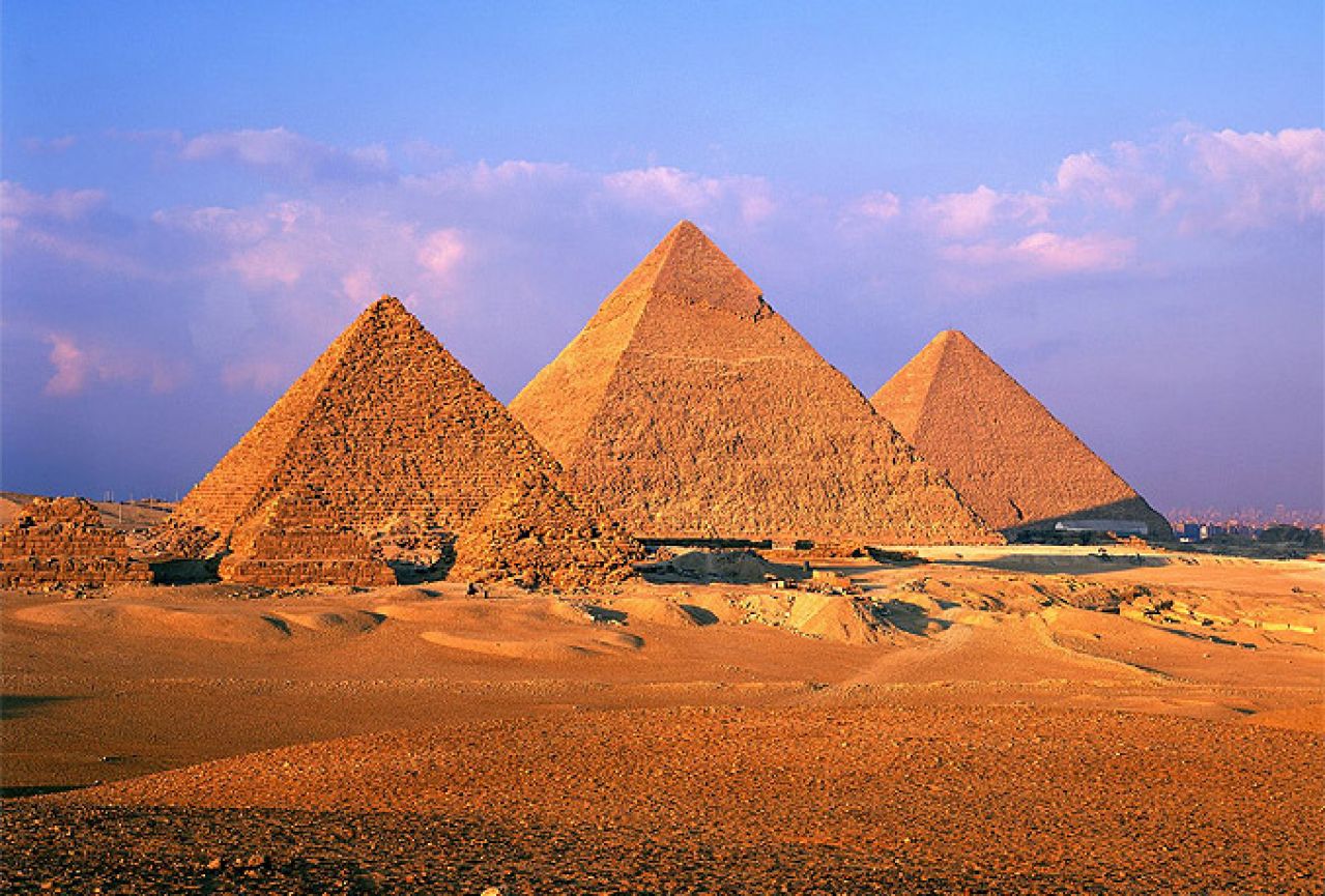 Znanstvenici iznenađeni: Otkrivene anomalije na egipatskim piramidama