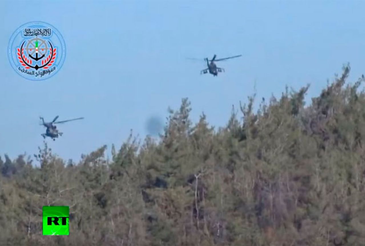Sirijski pobunjenici oborili helikopter koji je tražio pilote