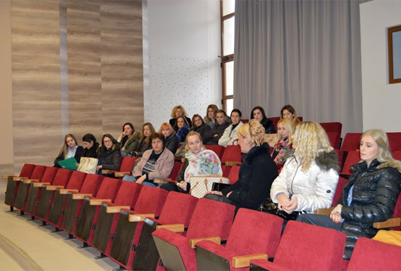 Mostar: Žene se upoznale sa svojim pravima