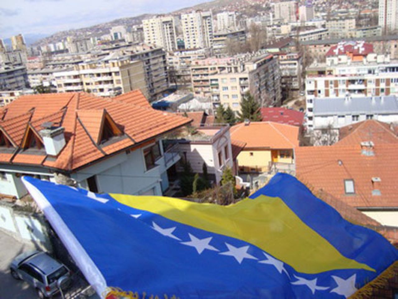Politički dužnosnici čestitali građanima Dan državnosti BiH