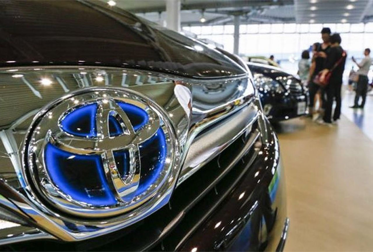 Toyota povlači 1,6 milijuna vozila