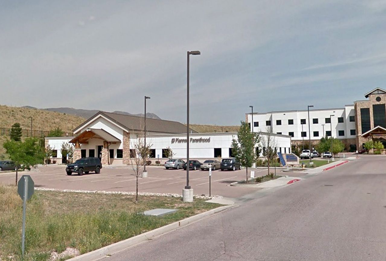 Colorado Springs: Pucnjava u krugu bolnice, ranjena tri policajca