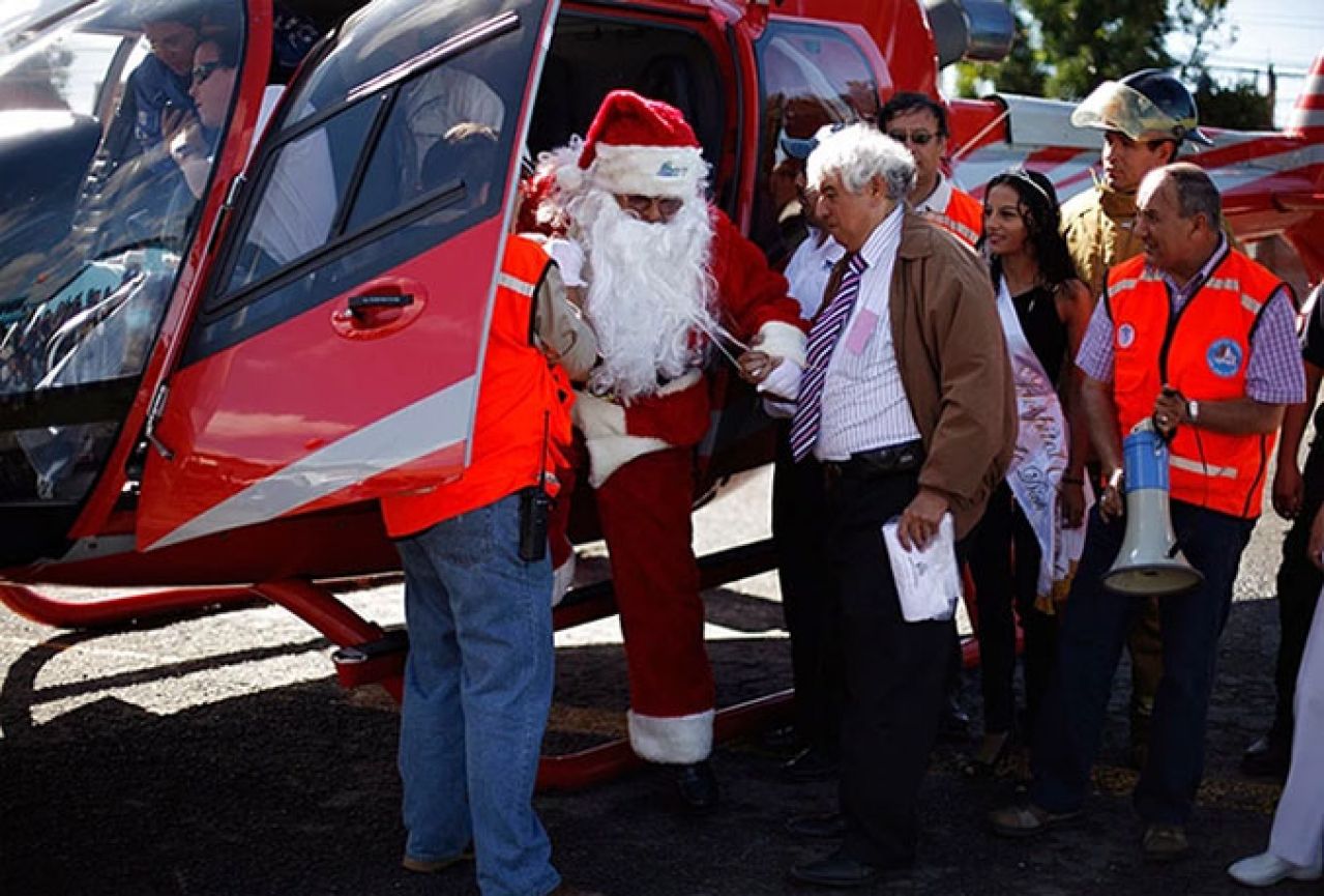 Djed Božićnjak ukrao helikopter u Brazilu