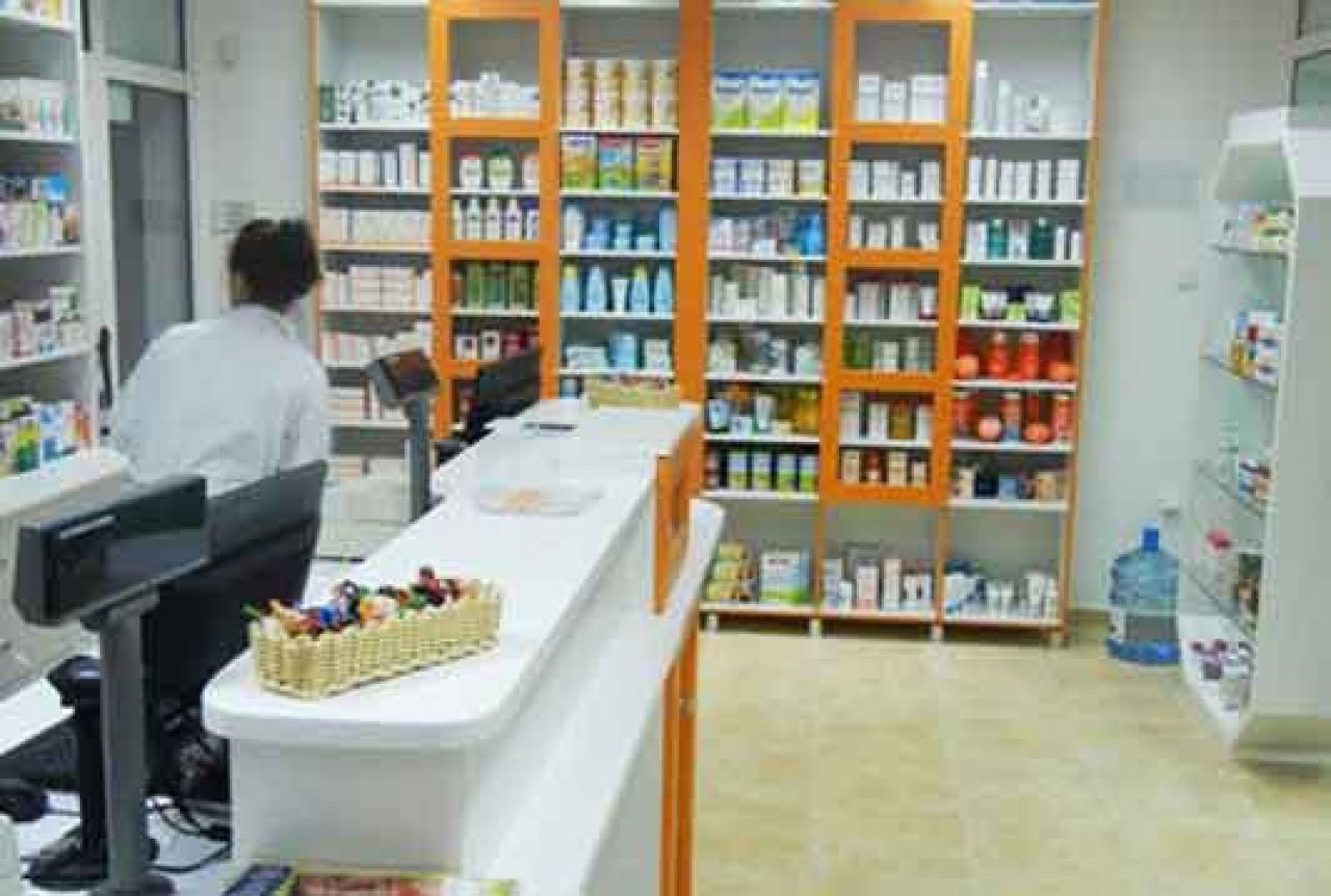 Radnica apoteke prisvojila lijekove u vrijednosti od 28.474 KM
