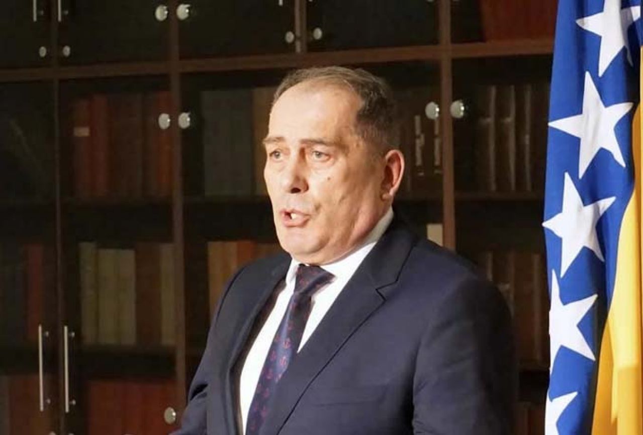 Neutemeljena i neprimjerena izjava ministra Dragana Mektića