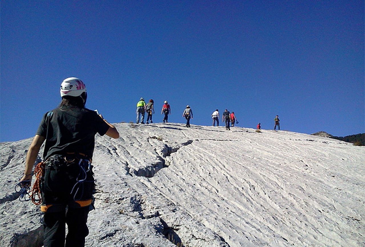 Planinari pozivaju na zimski alpinistički tečaj