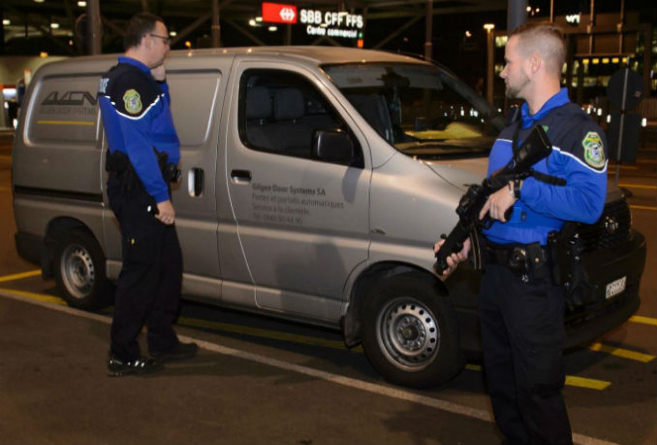 Sirijci uhićeni u Ženevi, u njihovu autu pronađeni tragovi eksploziva
