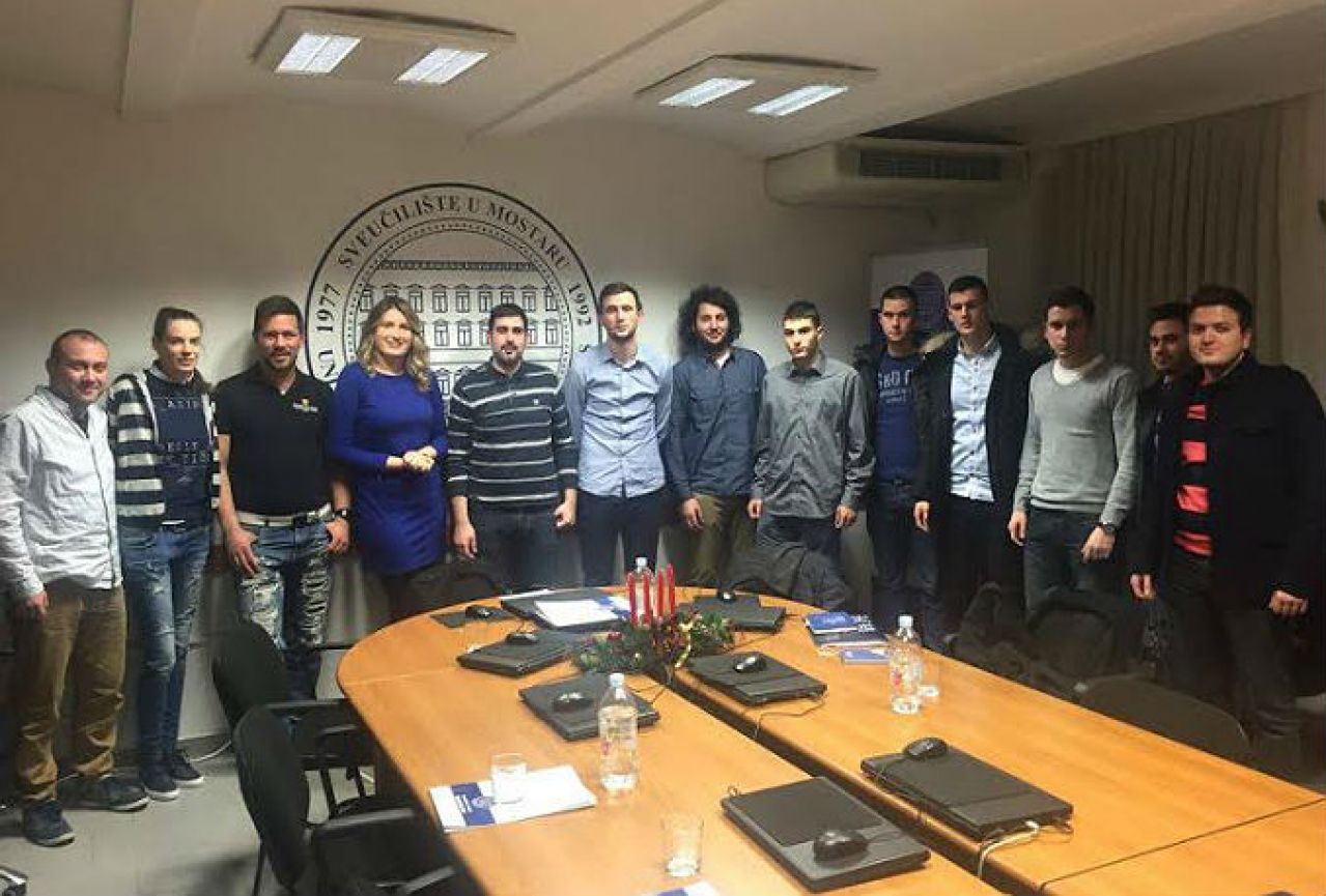 Studentski zbor u Mostaru ugostio kolege iz Hrvatske