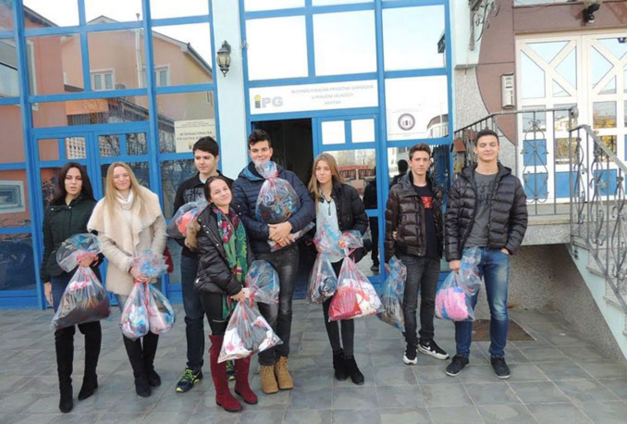 Ljubav na dar: Svečani božićni domjenak i velika humanitarna akcija u Mostaru