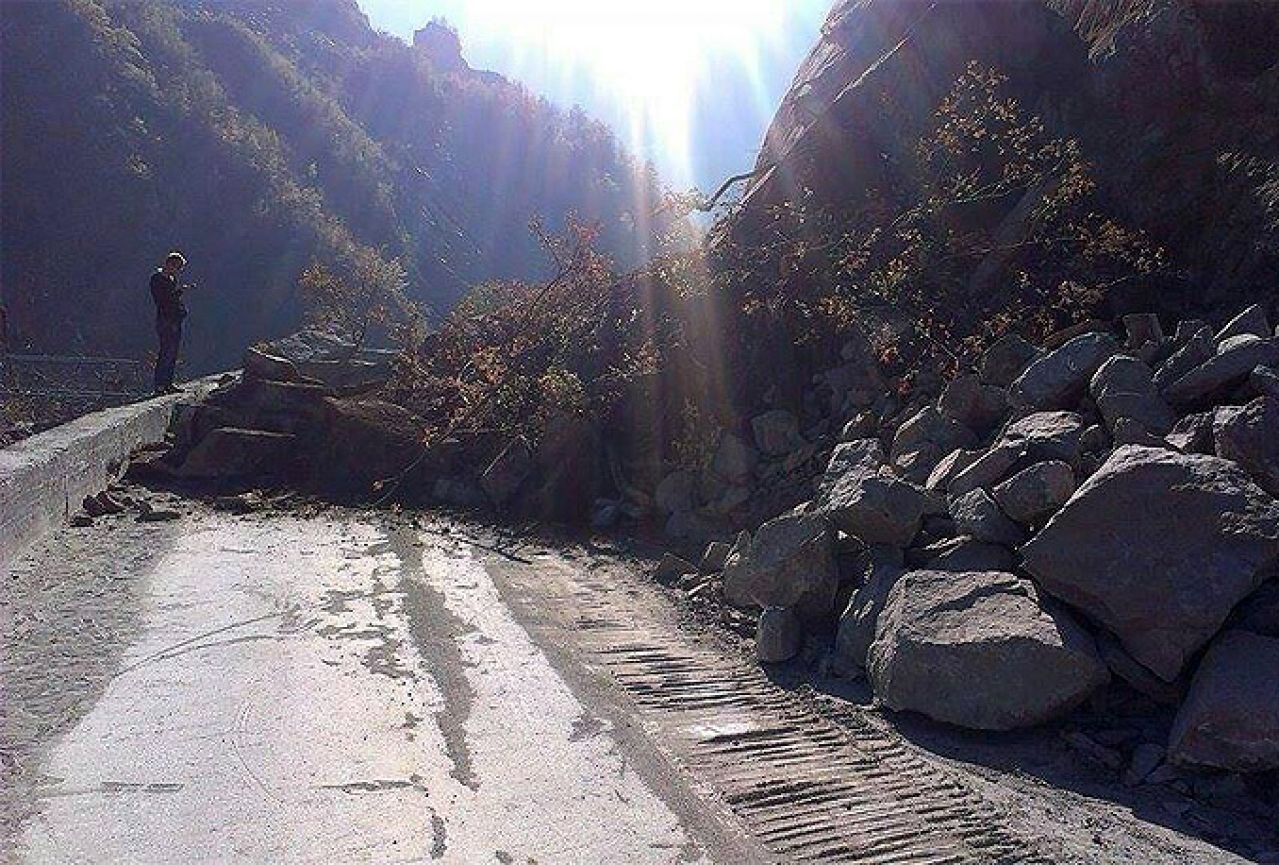 Obustavljen promet na putu Jablanica - Prozor