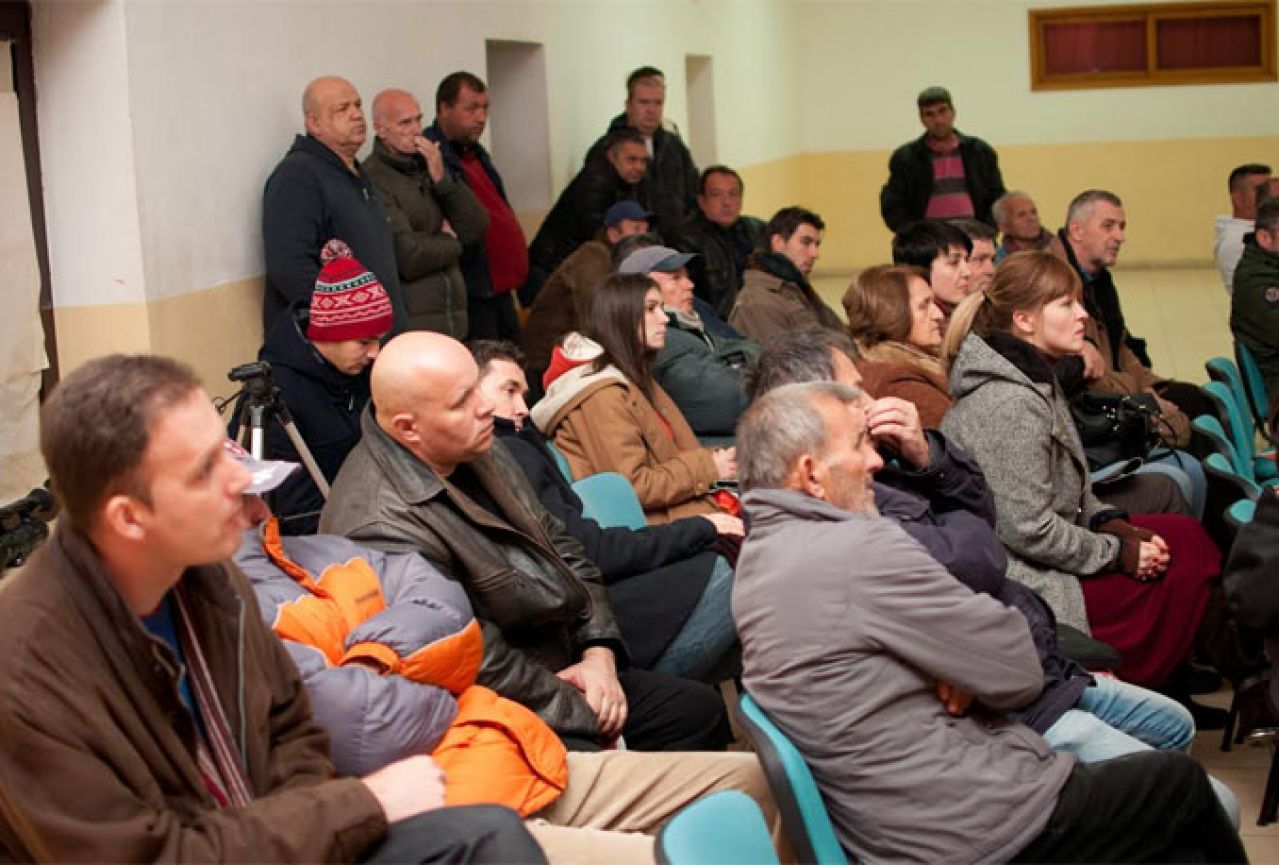 Održana javna rasprava "Zaštitimo Bunicu, spomenik prirode"