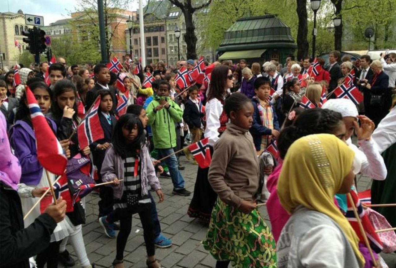 Norveška najavljuje uvođenje oštrijih uvjeta za prijem migranata