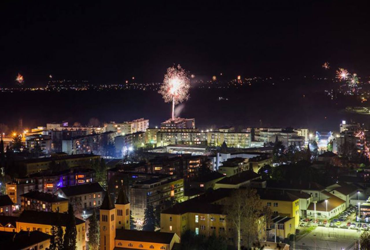 Novogodišnja noć u Čapljini protekla mirno i bez incidenata