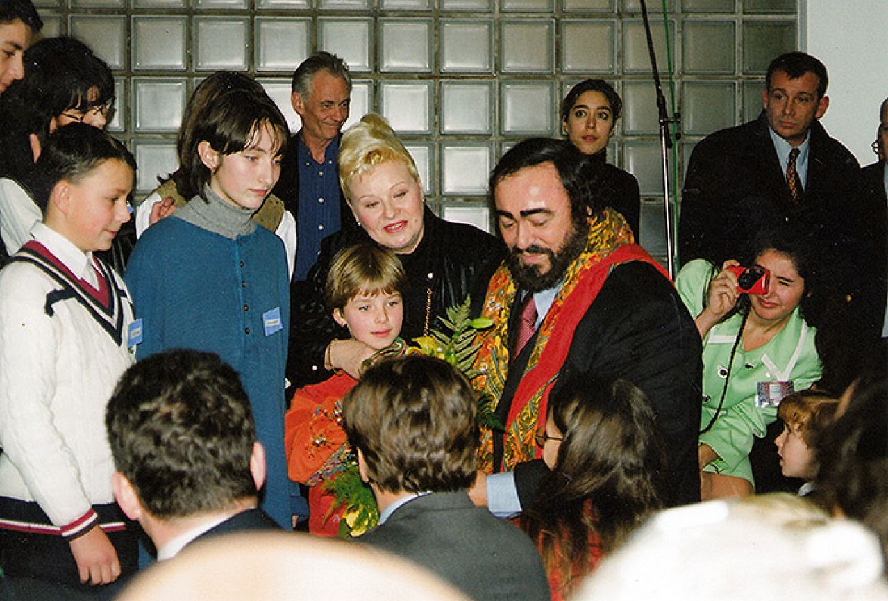 Tko prije Lucianu, njemu i Pavarotti: Dokumentarna reportaža o MC Pavarotti