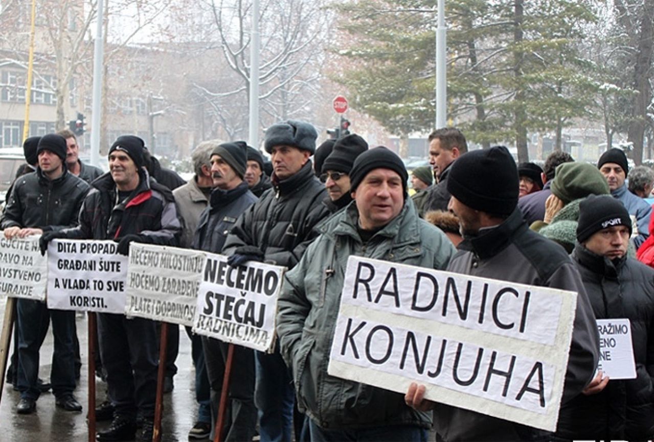 Radnici Konjuha započeli štrajk glađu