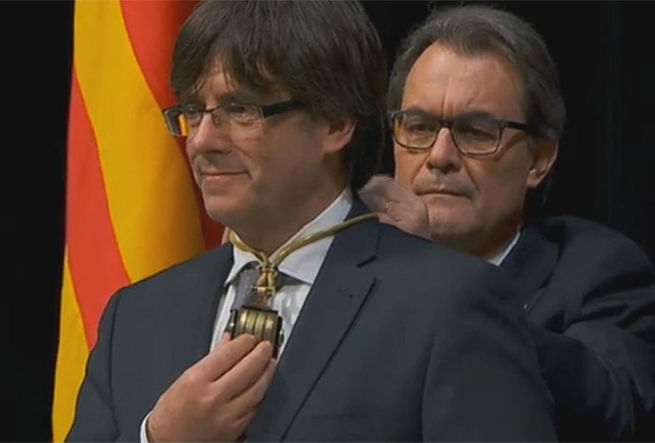 Katalonski lider odbio položiti zakletvu pred španjolskim kraljem