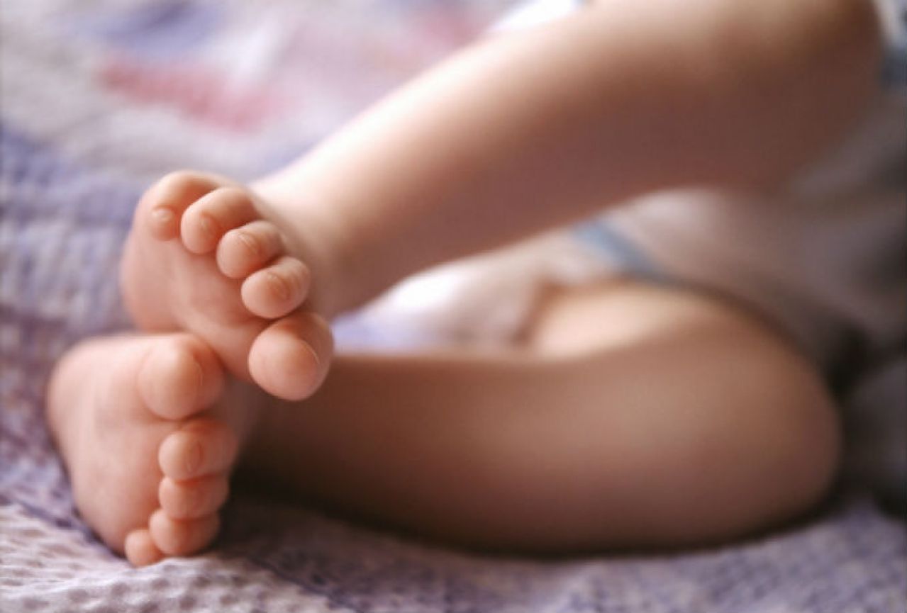 Bebe zamijenjene u bolnici: 'Greška' otkrivena nakon 25 godina 