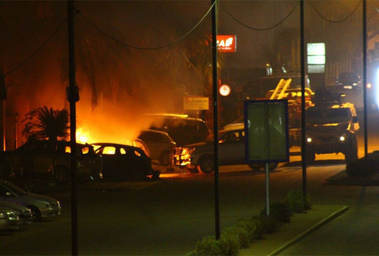 Teroristički napad u luksuznom hotelu u prijestolnici Burkine Faso