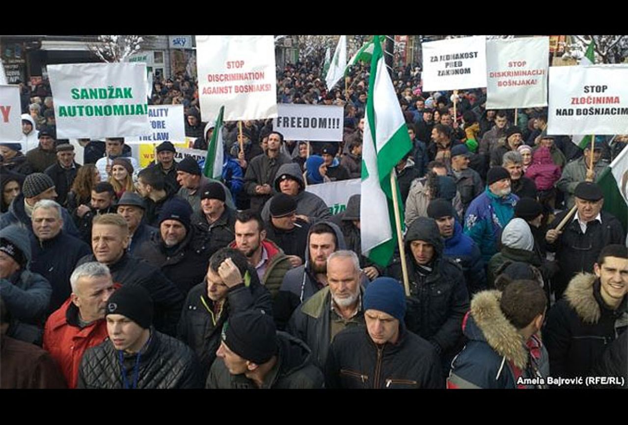 Prosvjed u Novom Pazaru: Autonomija je lijek za Sandžak