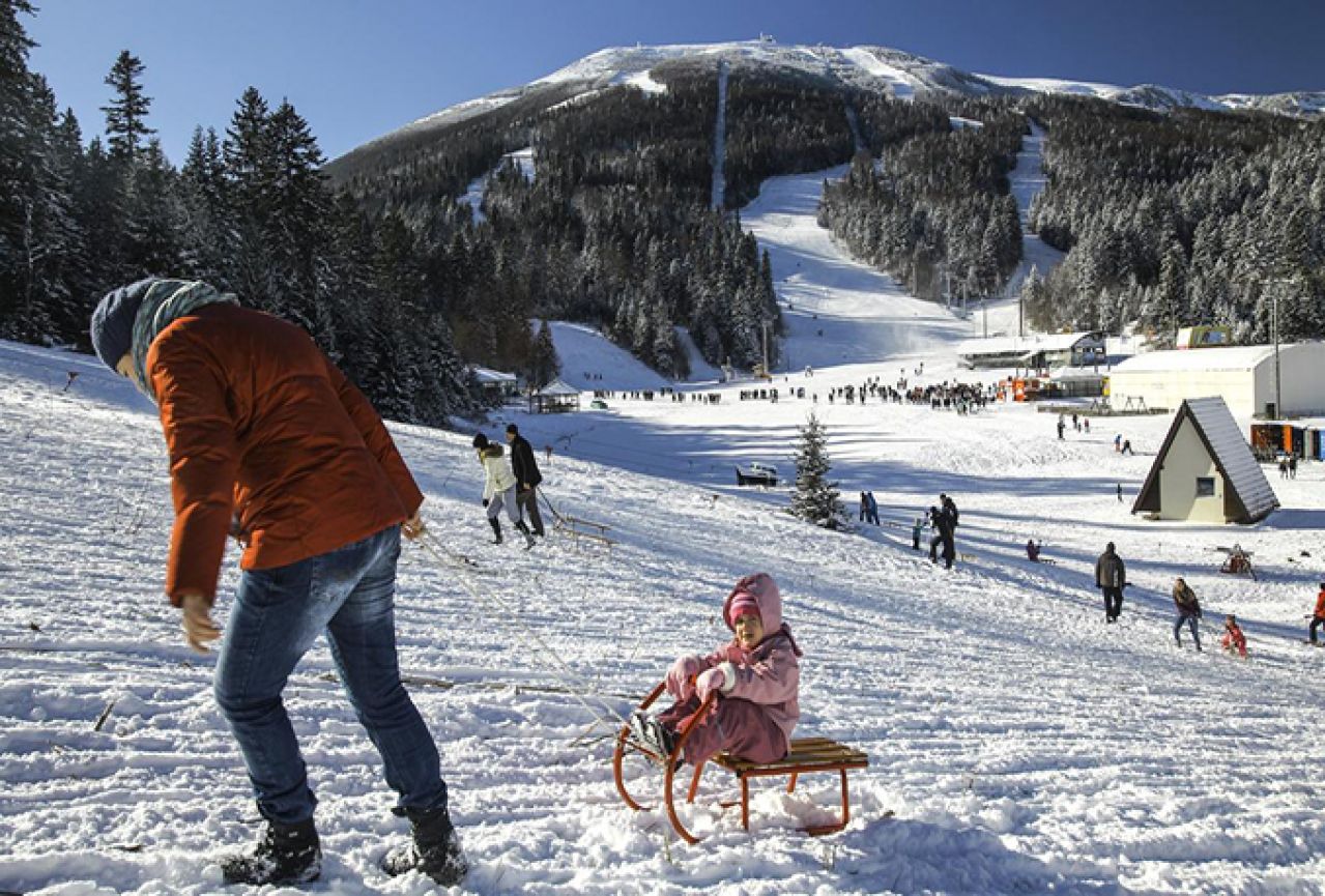 Na Bjelašnici, Igmanu i Jahorini povoljni uvjeti za skijanje