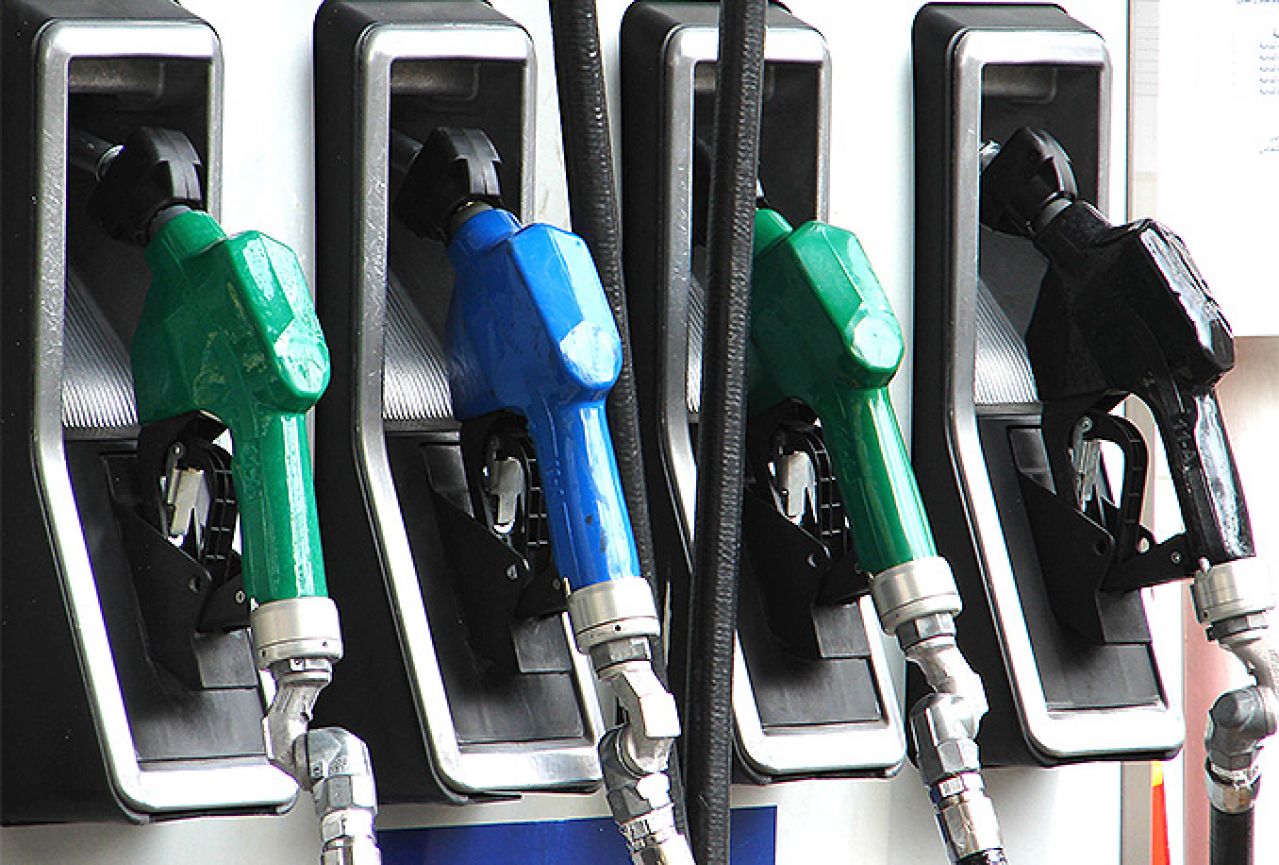 Ministarstvo zaustavilo rat cijenama goriva; najavljena nova pojeftinjenja