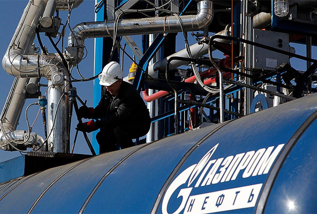 Ruski Gazprom od Ukrajine traži dodatnih 2,5 milijardi dolara za nepotrošeni plin