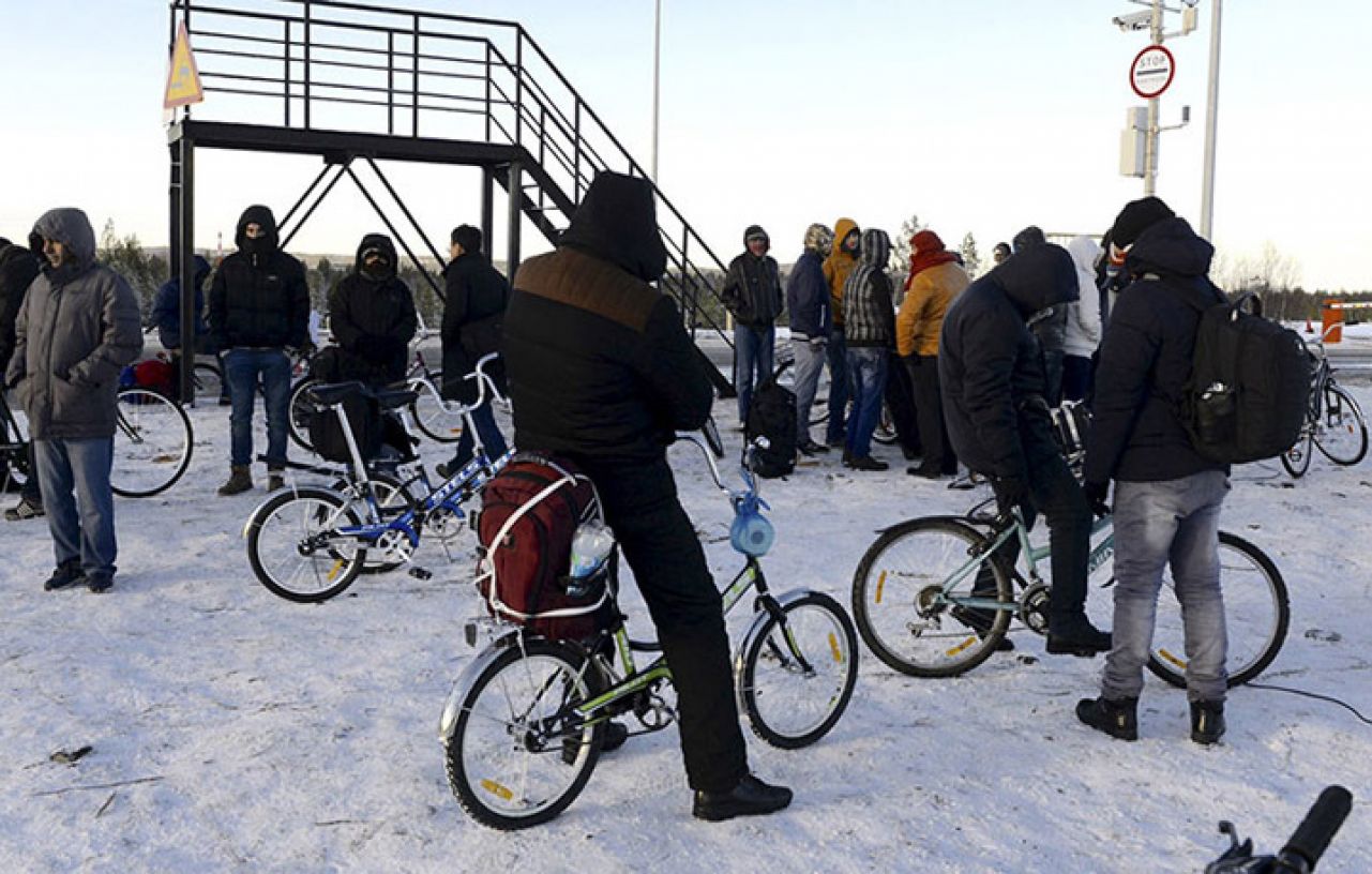 Norveška počela s deportacijom ''biciklističkih'' migranata u Rusiju