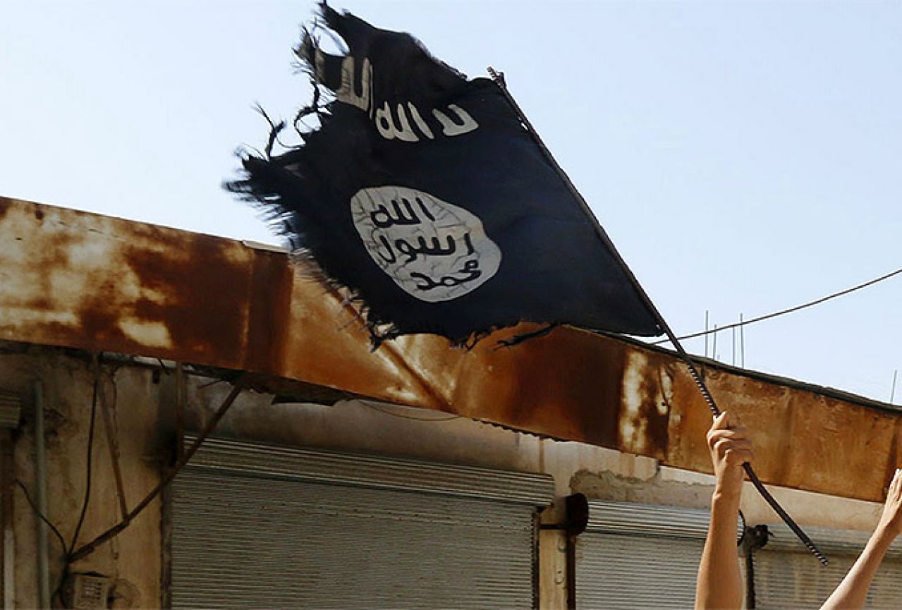 U bombardiranju uništeni deseci milijuna dolara gotovog novca ISIL-a