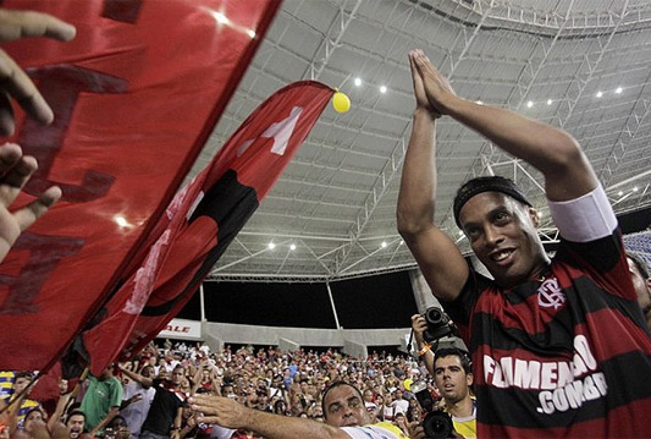 Ronaldinho: Prvo ću uživati u karnevalu pa se onda posvetiti nogometu