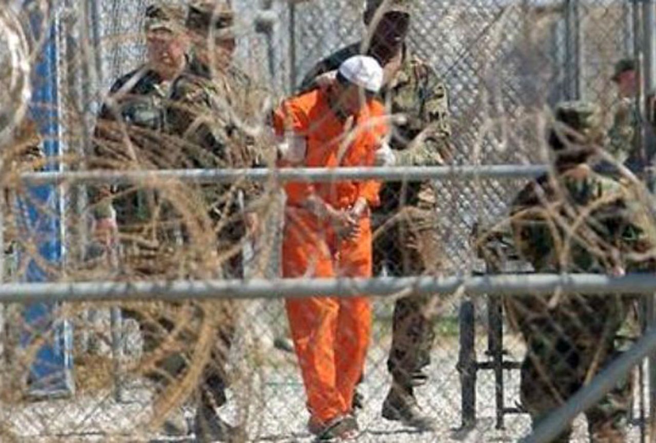 Dva zatvorenika iz Guantanama prebačena u BiH i Crnu Goru