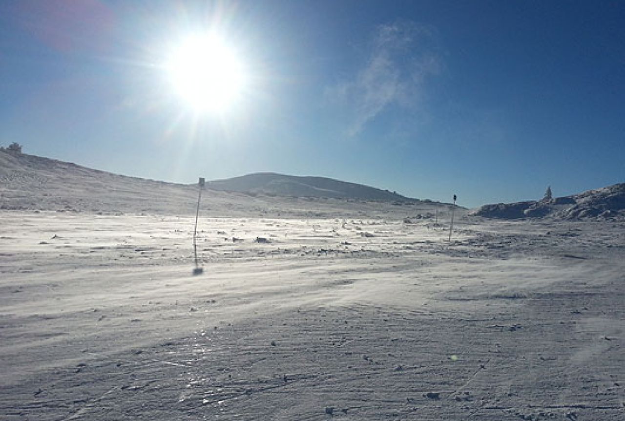 Na olimpijskim planinama pušteni ski liftovi, temperatura oko nule