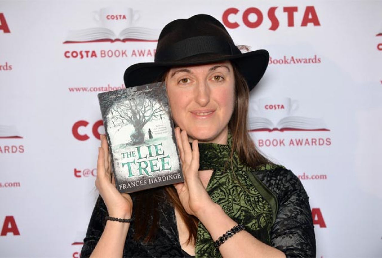 The Lie Tree - Horor priča najbolja knjiga za djecu