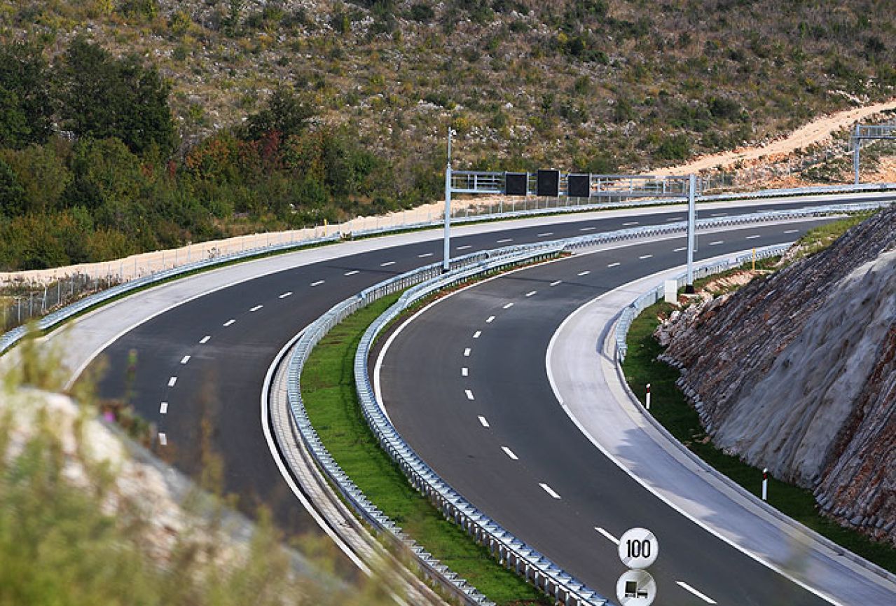 Zaduženja: Do 2020. godine novih 85 kilometara autoceste