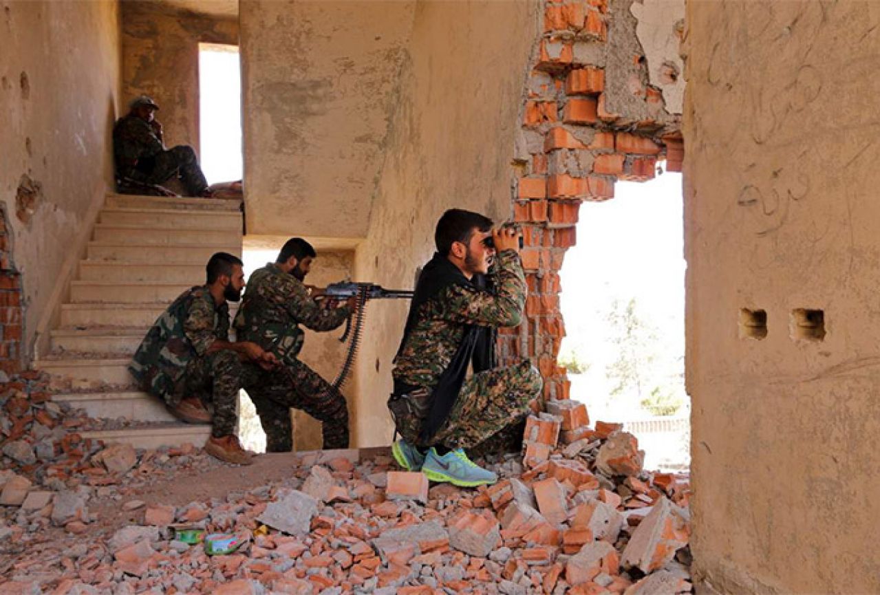  Sudnji dan za ISIL: Kurdi zatvaraju sirijsku granicu s Turskom